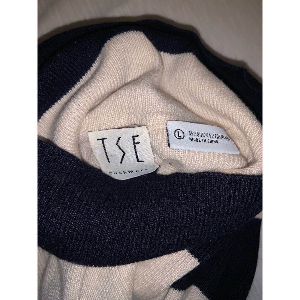 TSE Cashmere Long Sleeve Striped Turtleneck Sweater Ivory & Blue Size Large - Picture 3 of 5